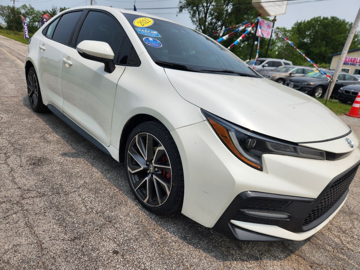 2021 Toyota Corolla SE photo 2