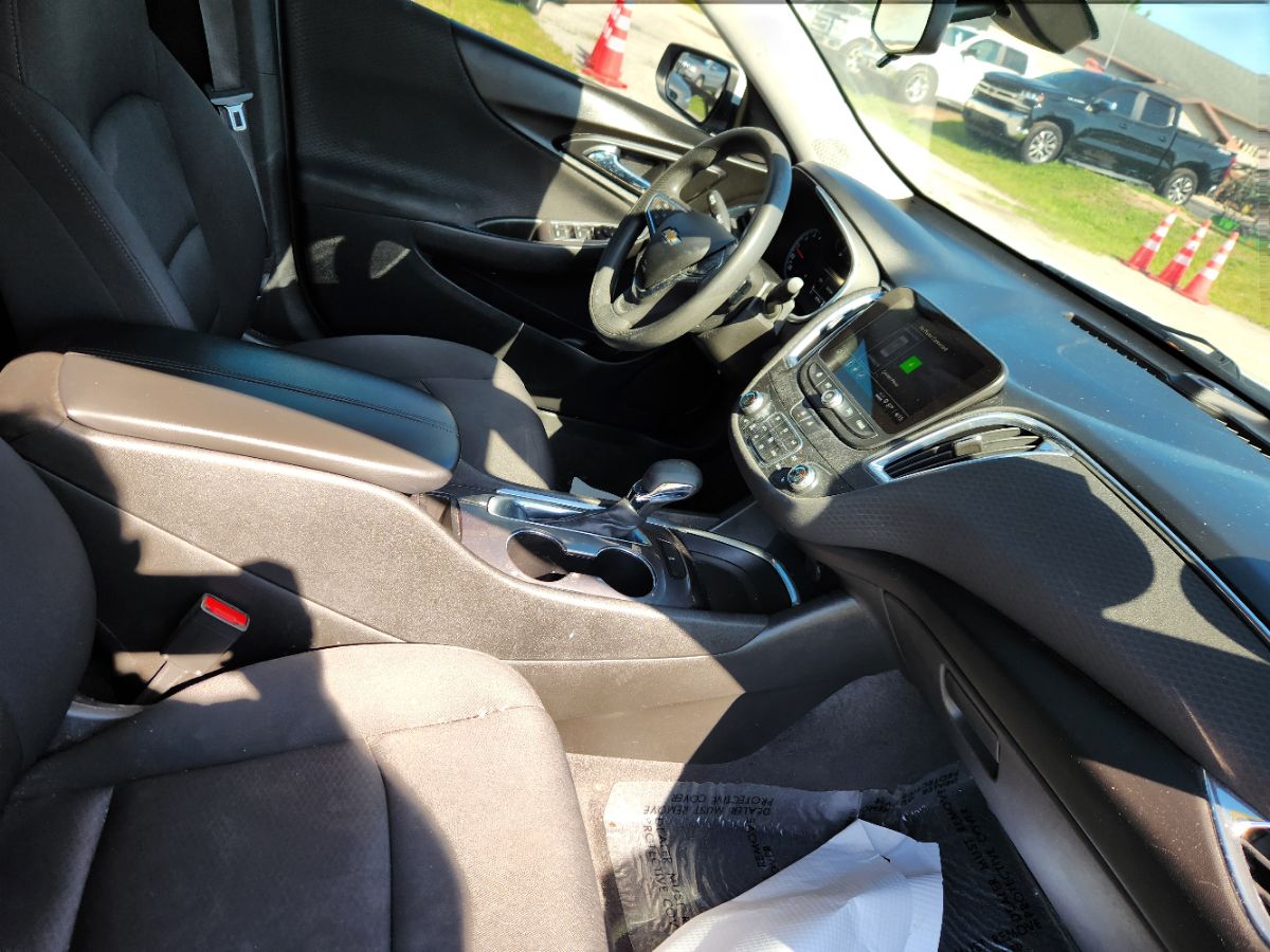 2021 Chevrolet Malibu 1LT photo 25