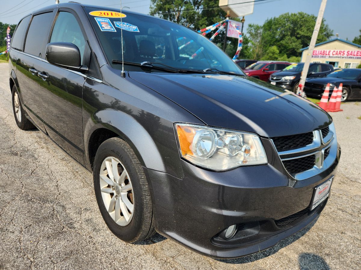2018 Dodge Grand Caravan SXT photo 2