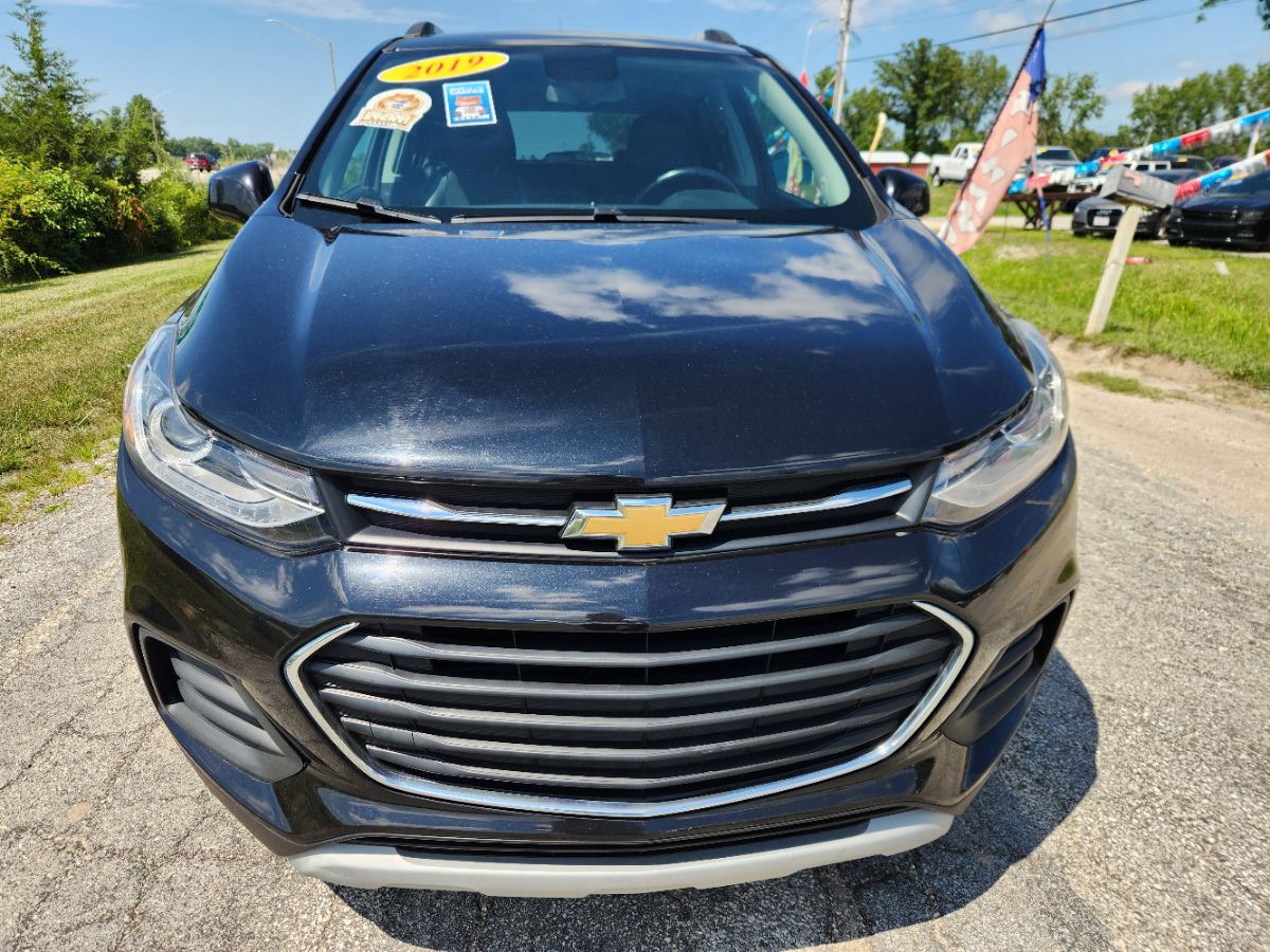 2019 Chevrolet Trax LT photo 3
