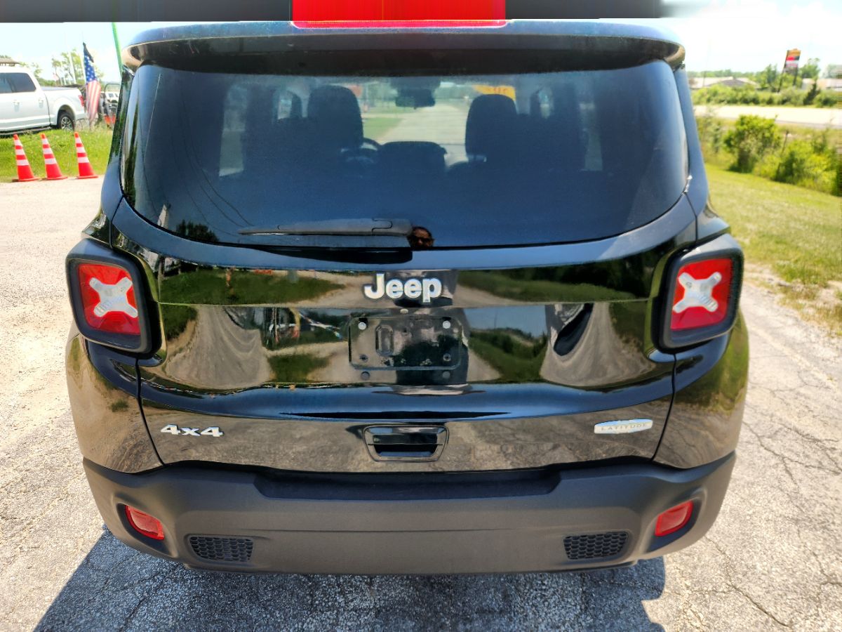 2020 Jeep Renegade Latitude photo 7