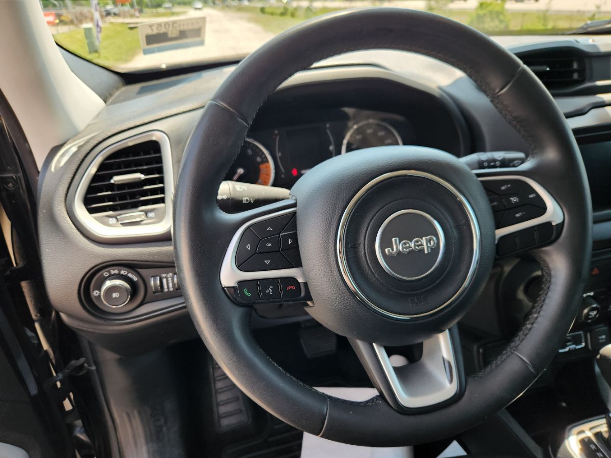 2020 Jeep Renegade Latitude photo 9