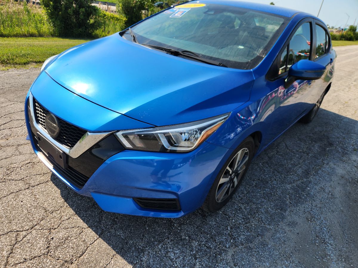 2020 Nissan Versa SV photo 4