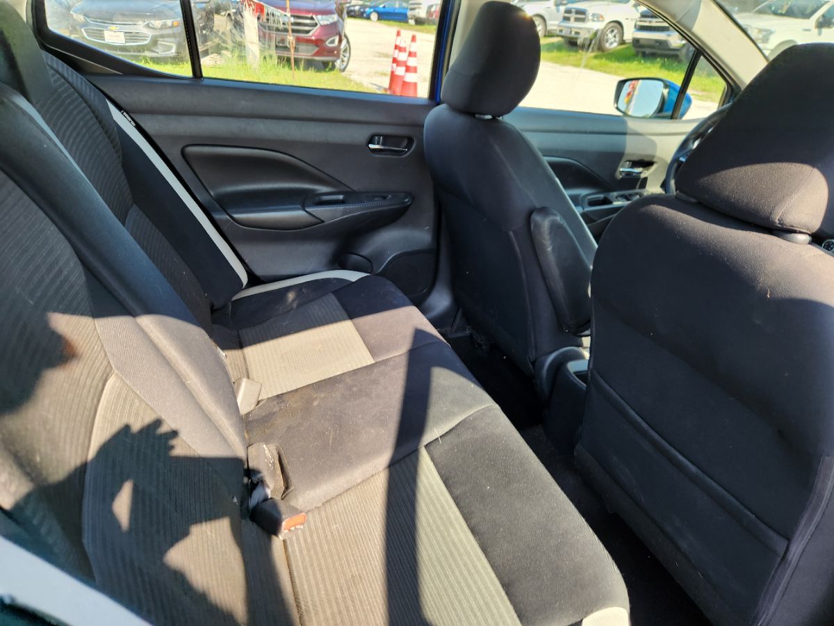 2020 Nissan Versa SV photo 24