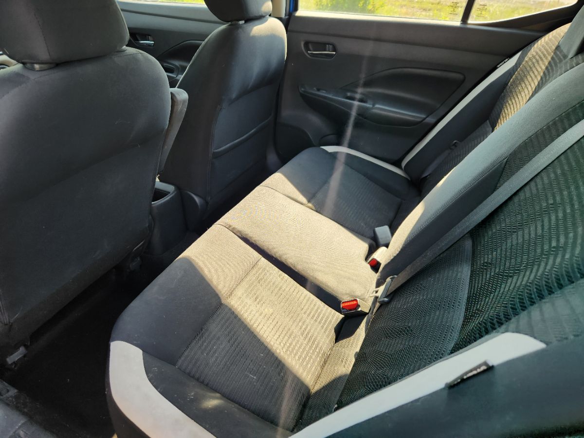 2020 Nissan Versa SV photo 25