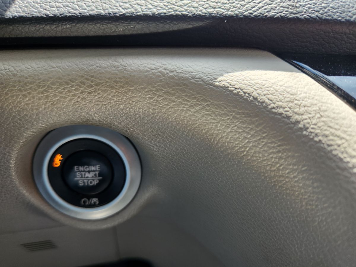 2018 Chrysler Pacifica Touring L photo 18