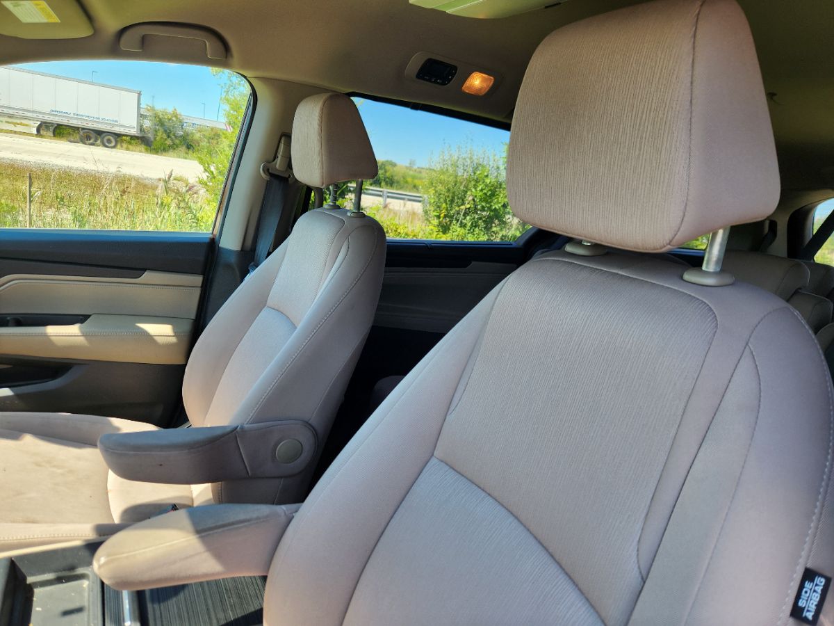 2019 Honda Odyssey EX photo 13