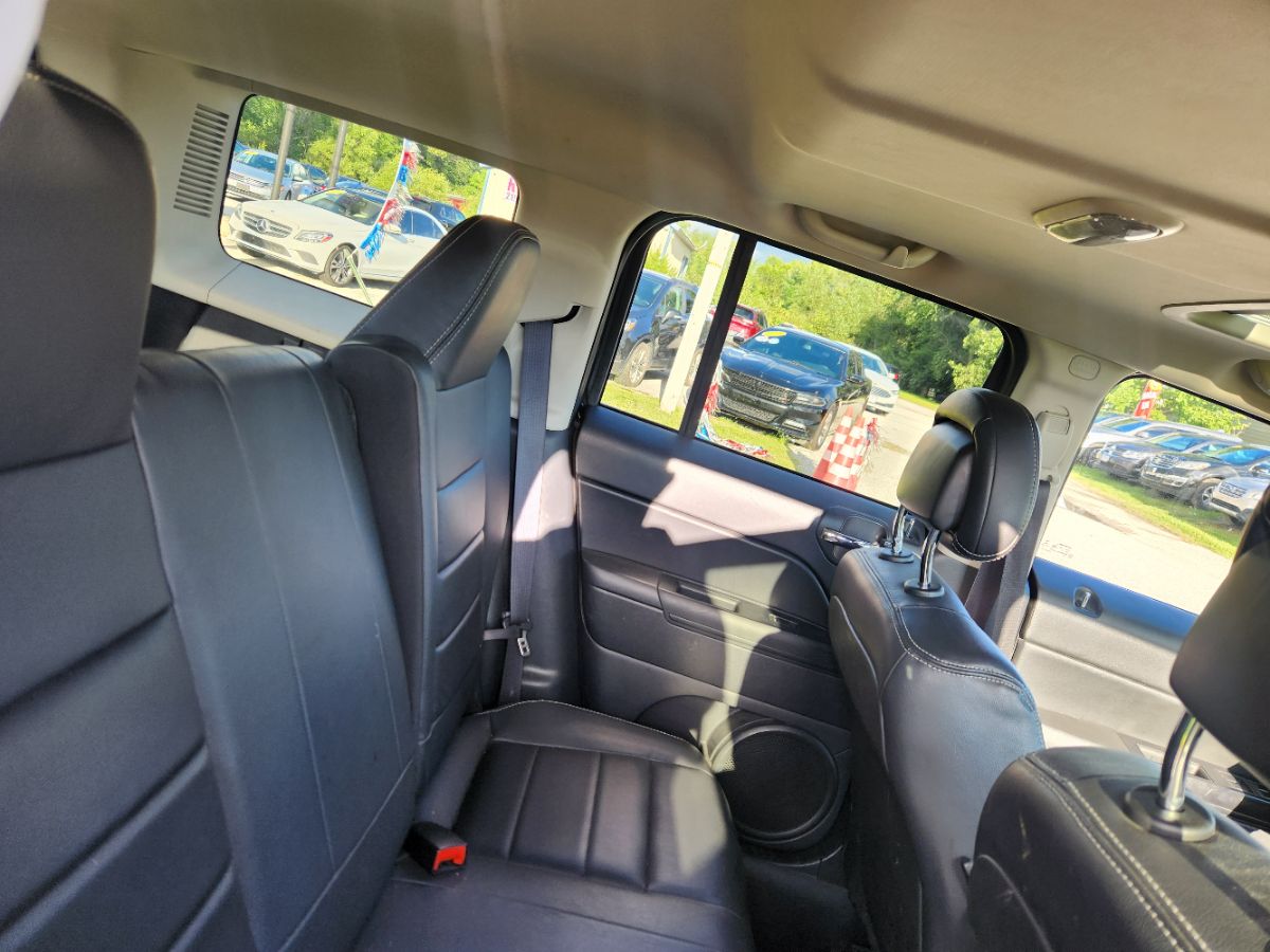 2015 Jeep Patriot High Altitude Altitude Edition photo 22
