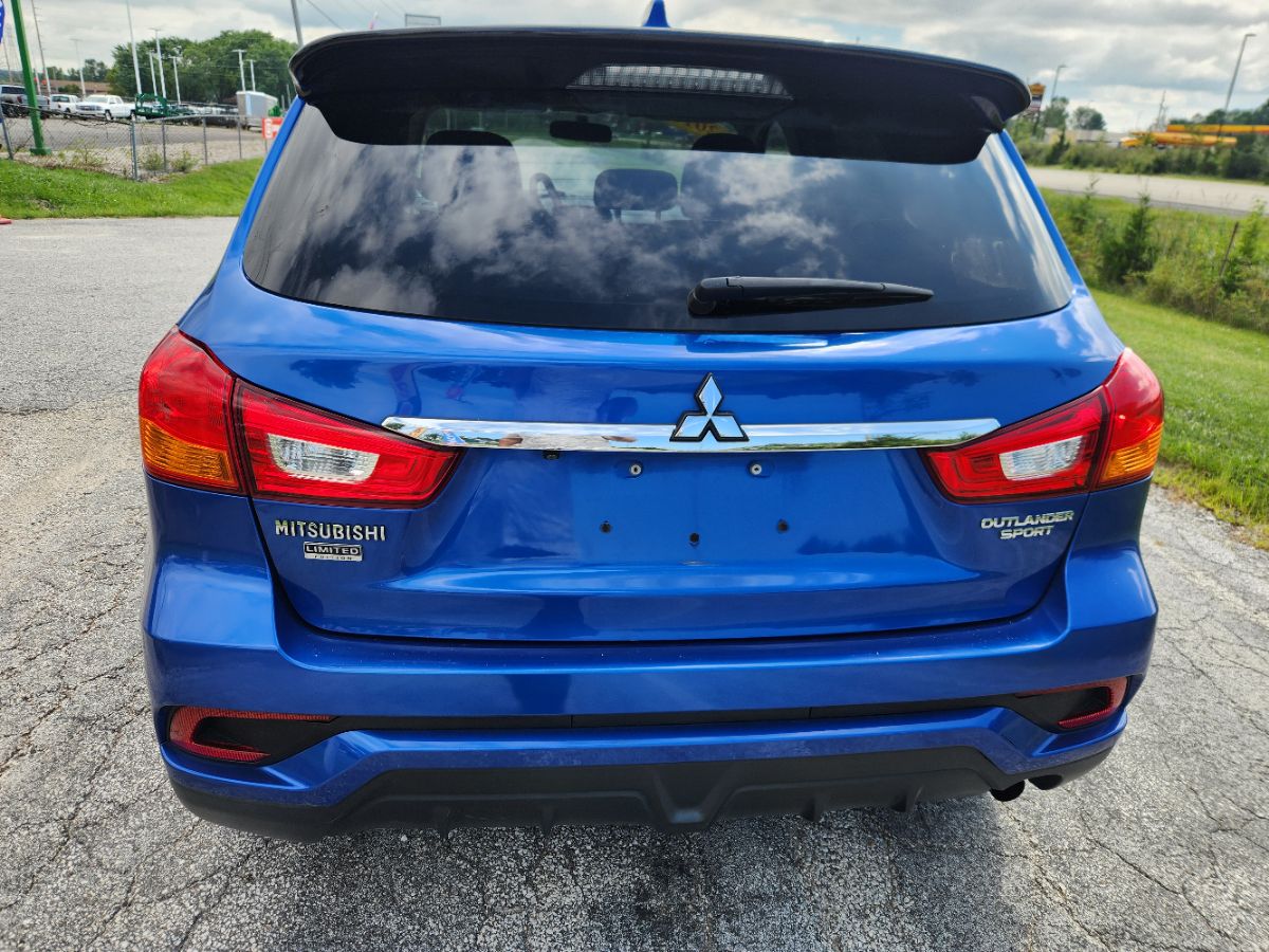 2018 Mitsubishi Outlander Sport ES photo 7