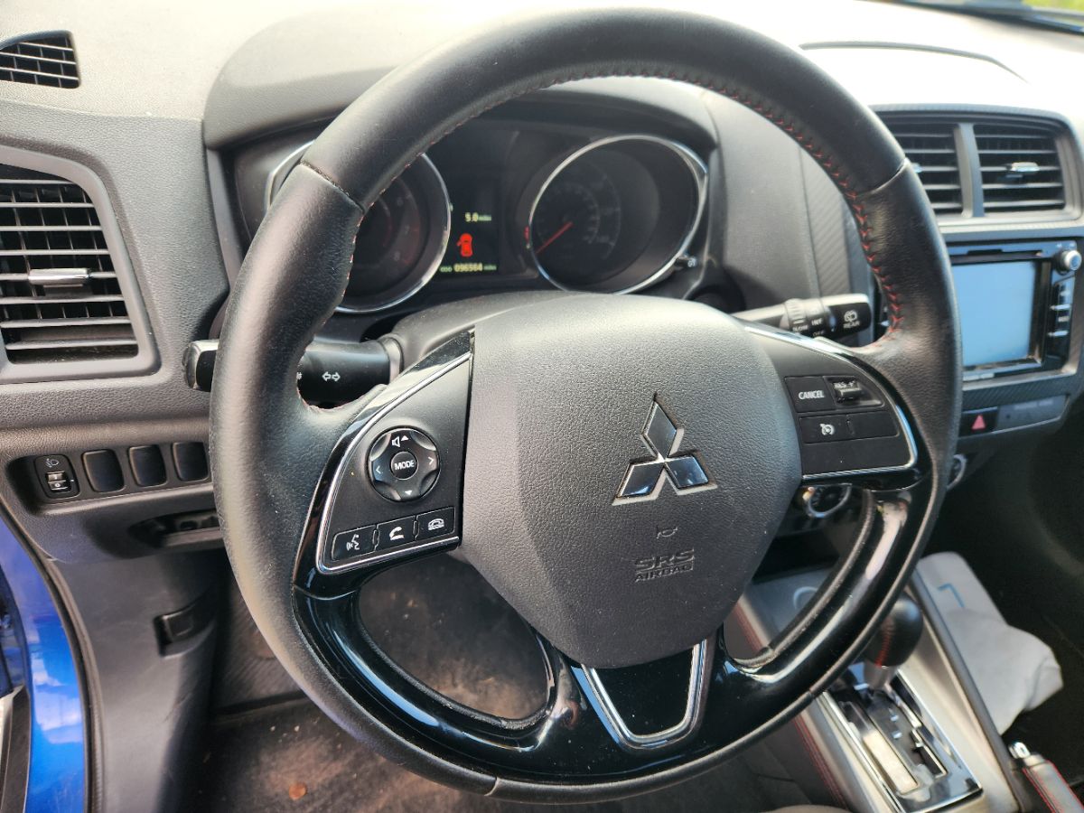 2018 Mitsubishi Outlander Sport ES photo 10