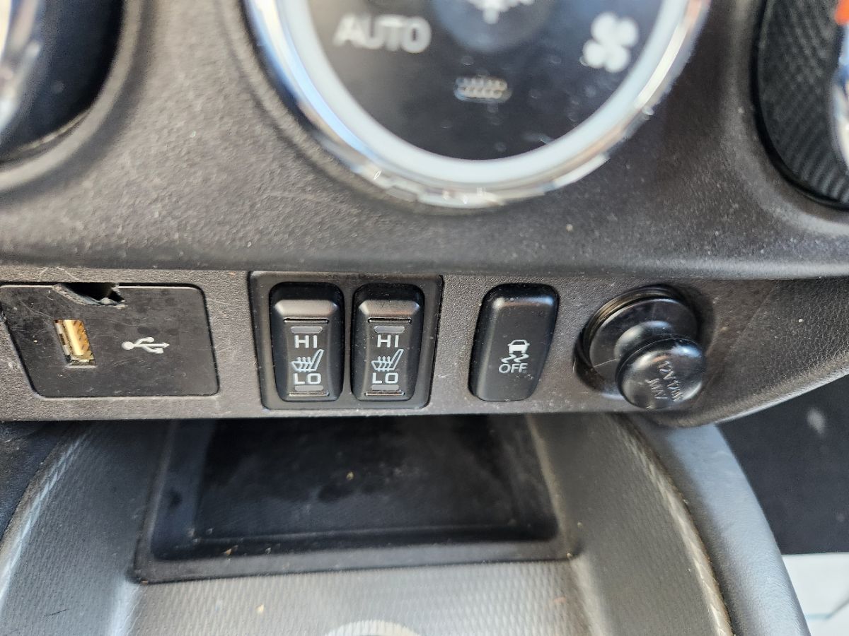 2018 Mitsubishi Outlander Sport ES photo 18