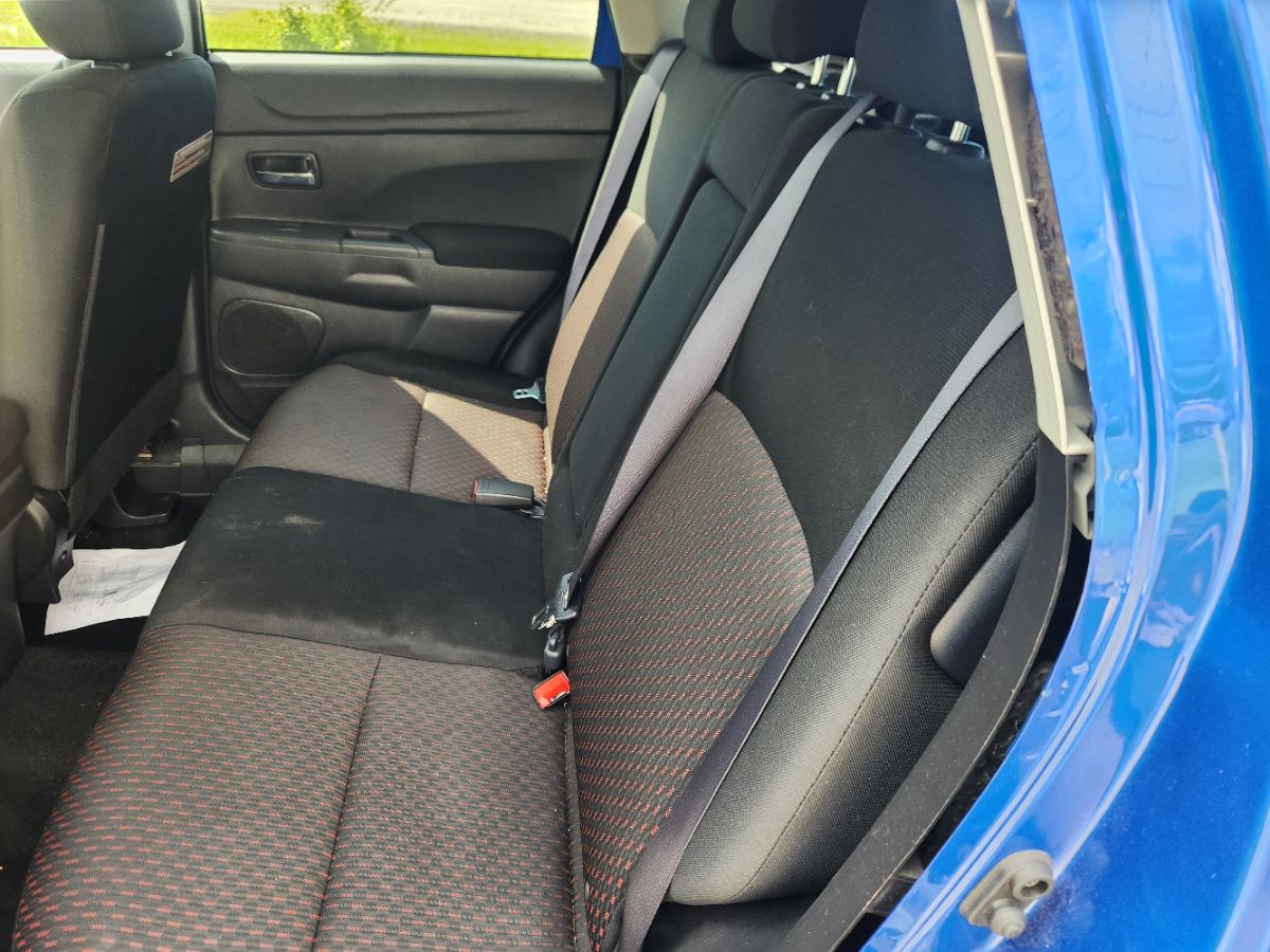 2018 Mitsubishi Outlander Sport ES photo 26