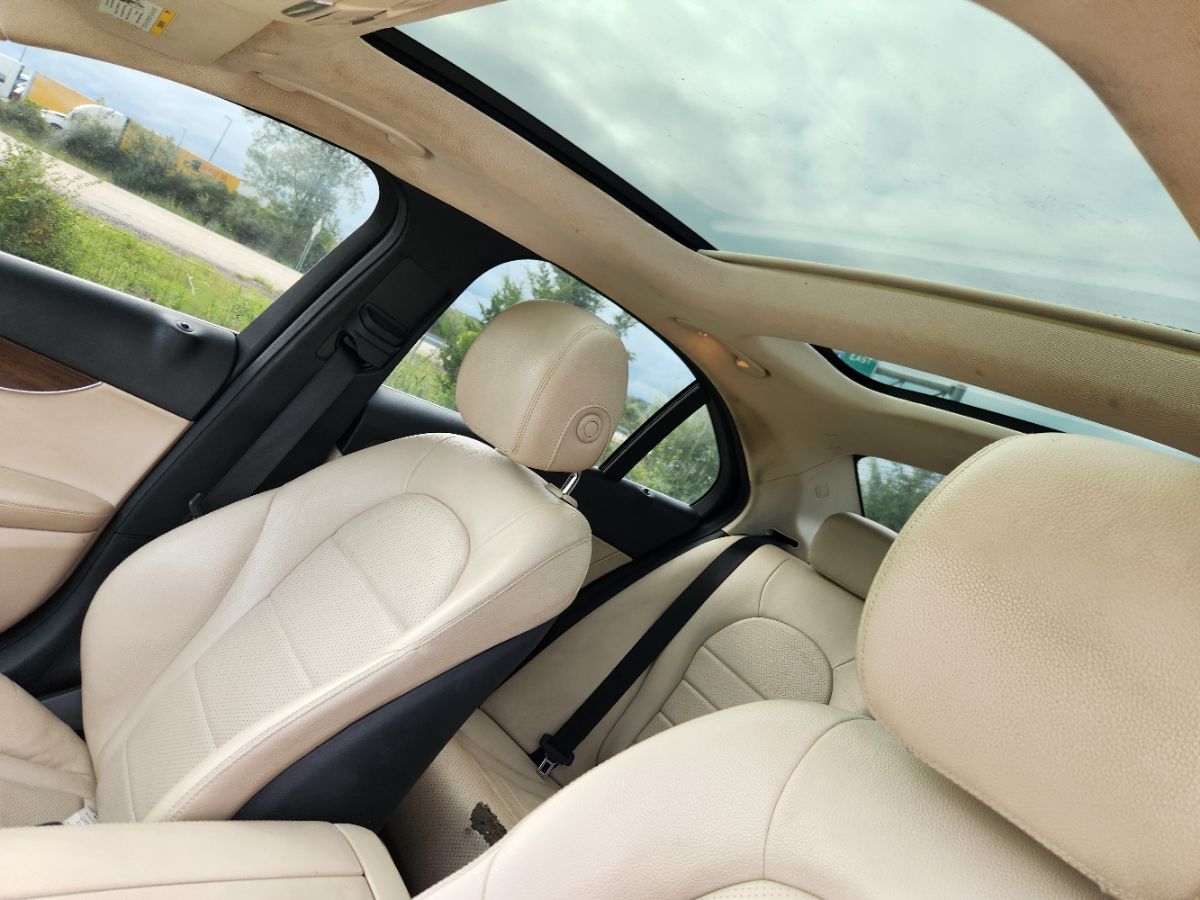 2021 Mercedes Benz C 300 4MATIC Sedan photo 23