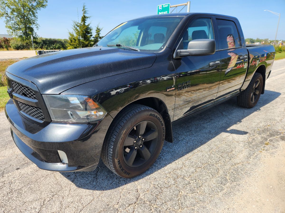 2018 Ram 1500 Express photo 3