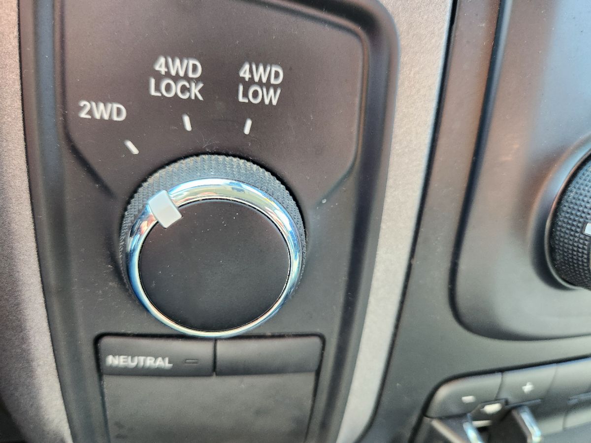 2018 Ram 1500 Express photo 14