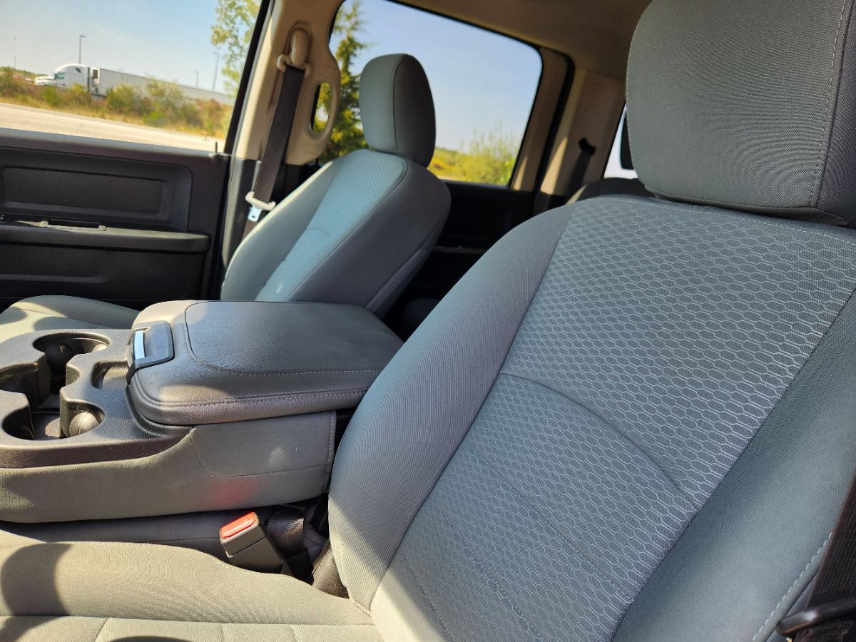 2018 Ram 1500 Express photo 19