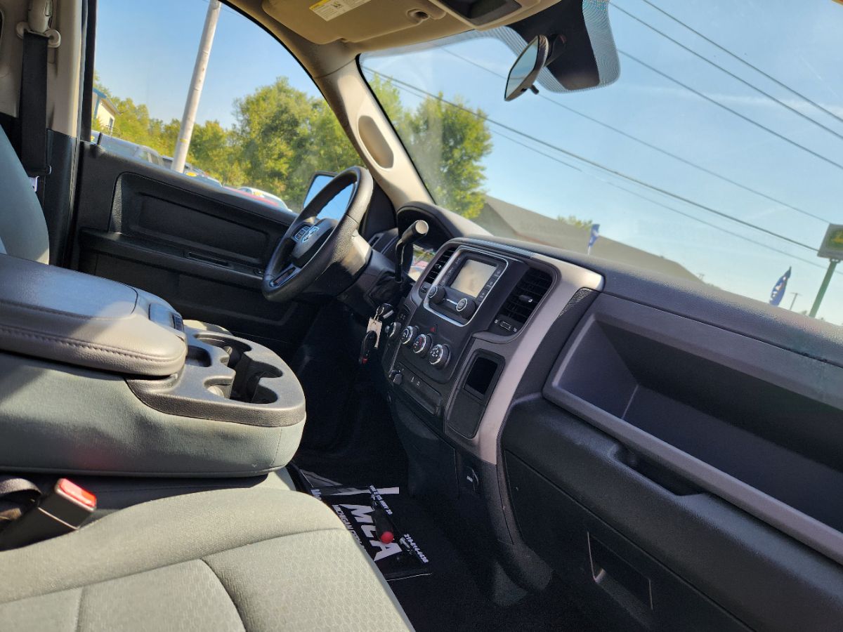 2018 Ram 1500 Express photo 21