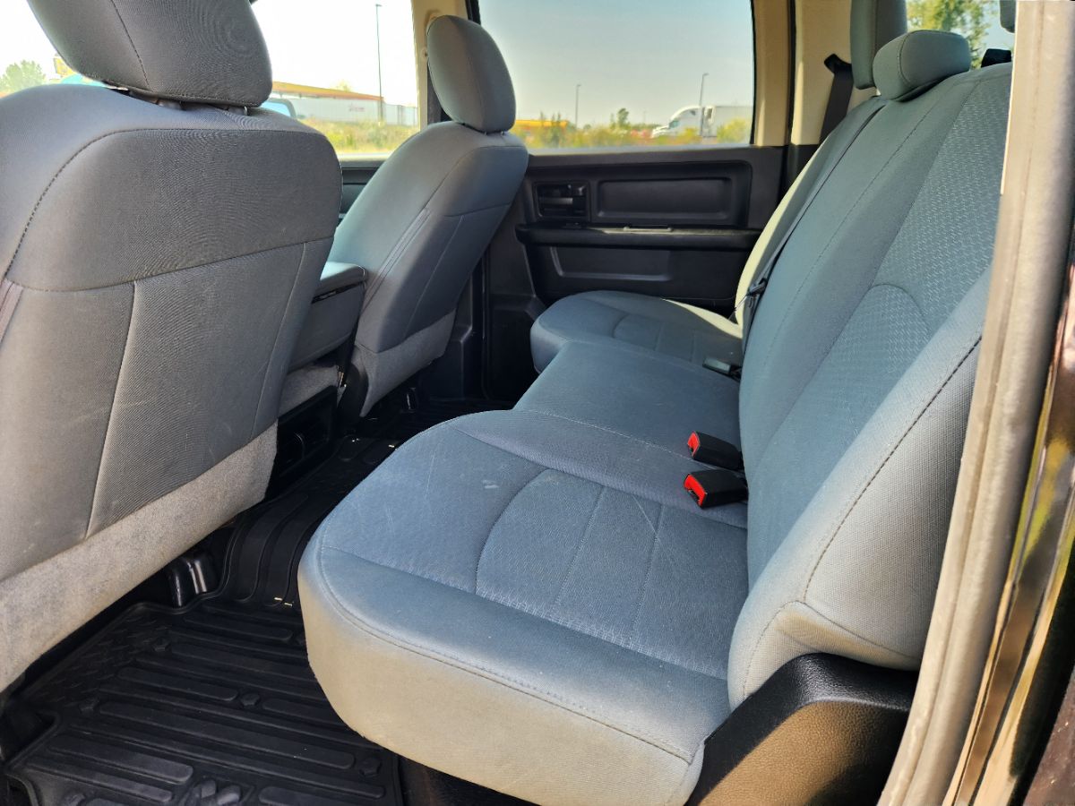 2018 Ram 1500 Express photo 26