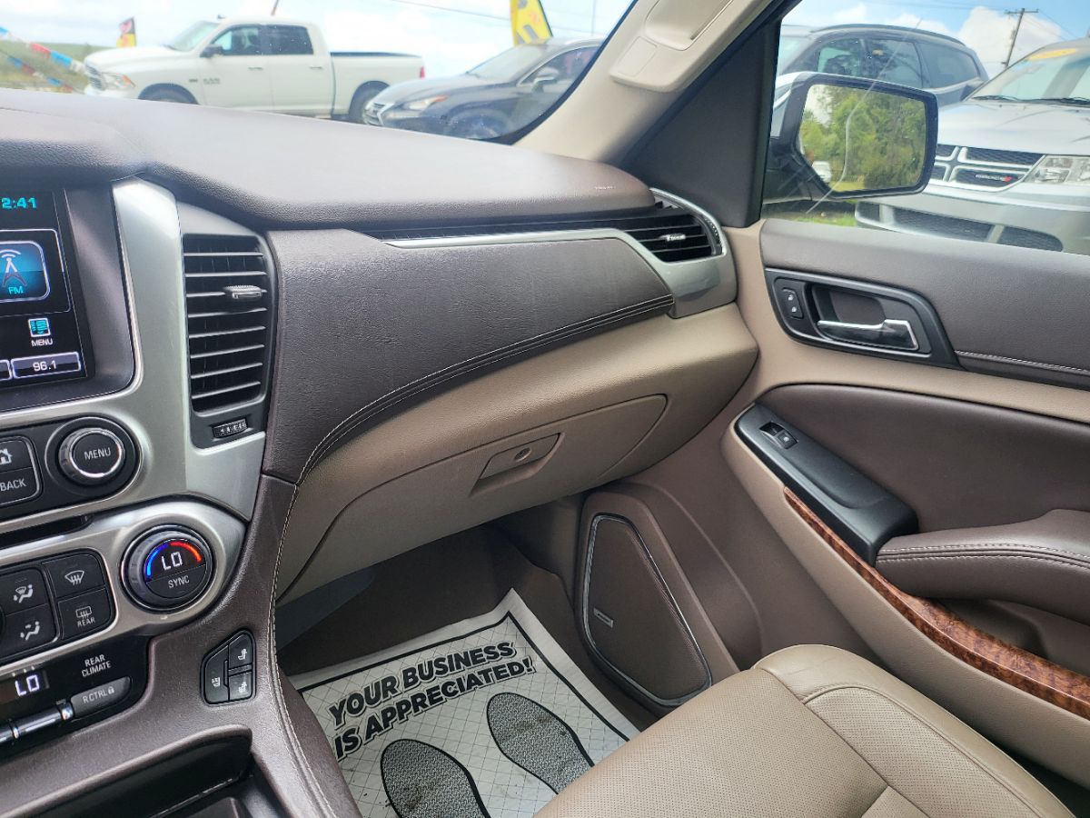2015 Chevrolet Suburban LTZ photo 23