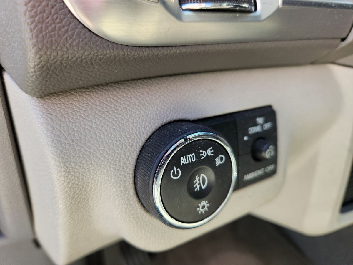 2016 Gmc Acadia SLT photo 16