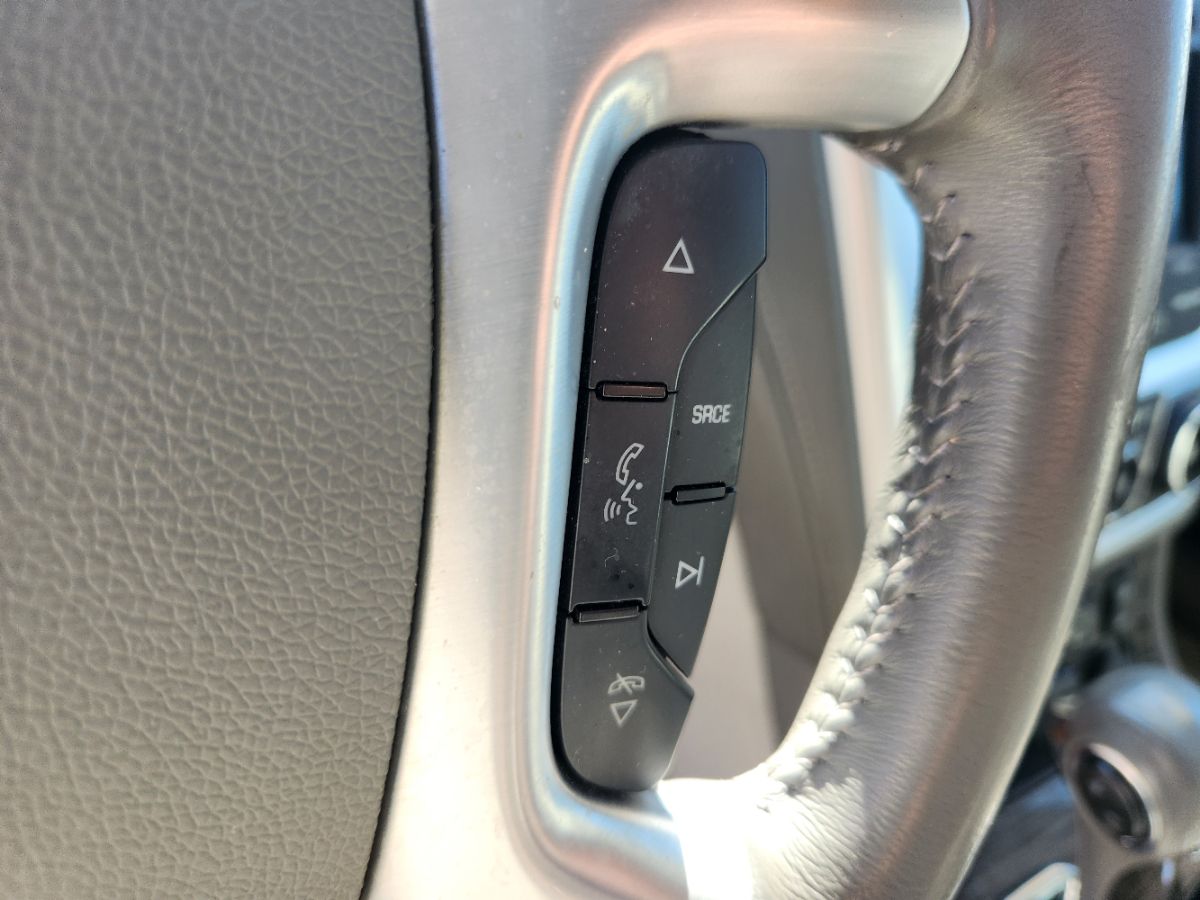 2016 Gmc Acadia SLT photo 18