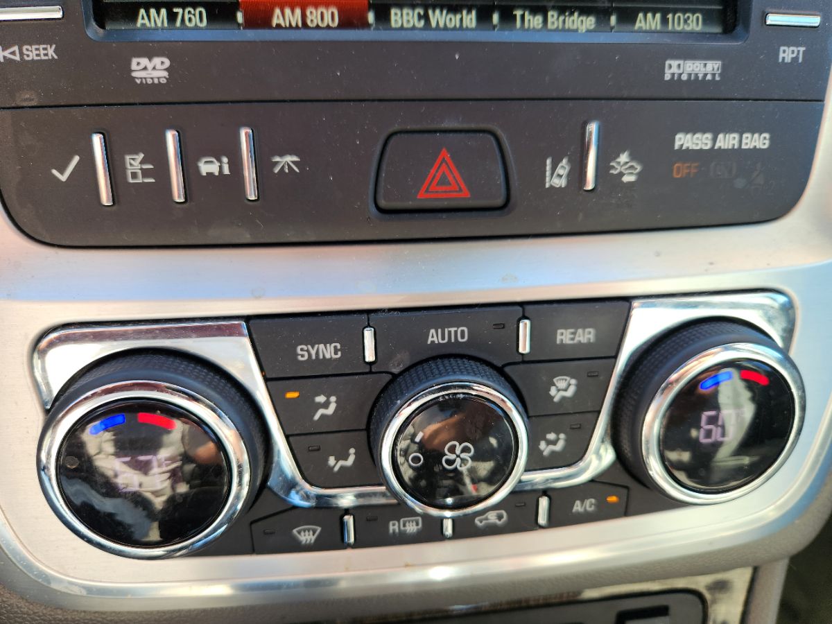 2016 Gmc Acadia SLT photo 21