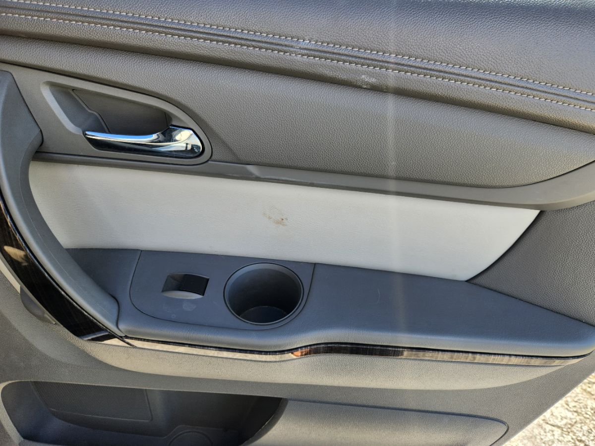 2016 Gmc Acadia SLT photo 37