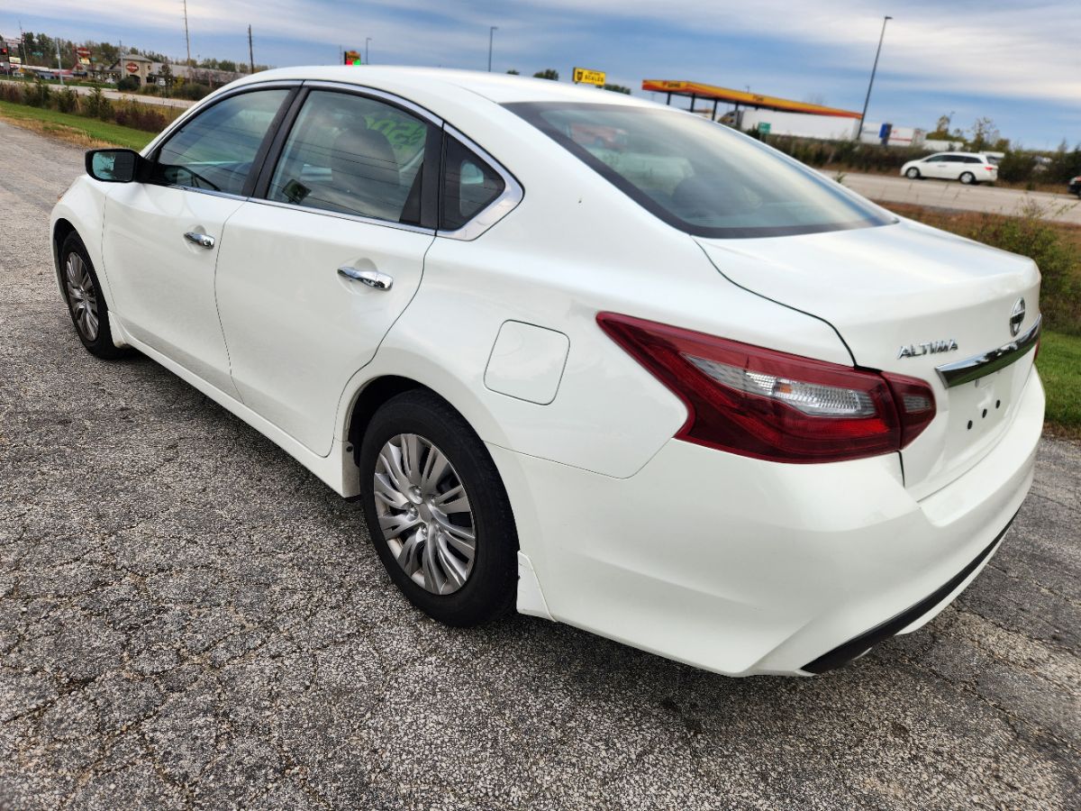 2018 Nissan Altima 2.5 S photo 4