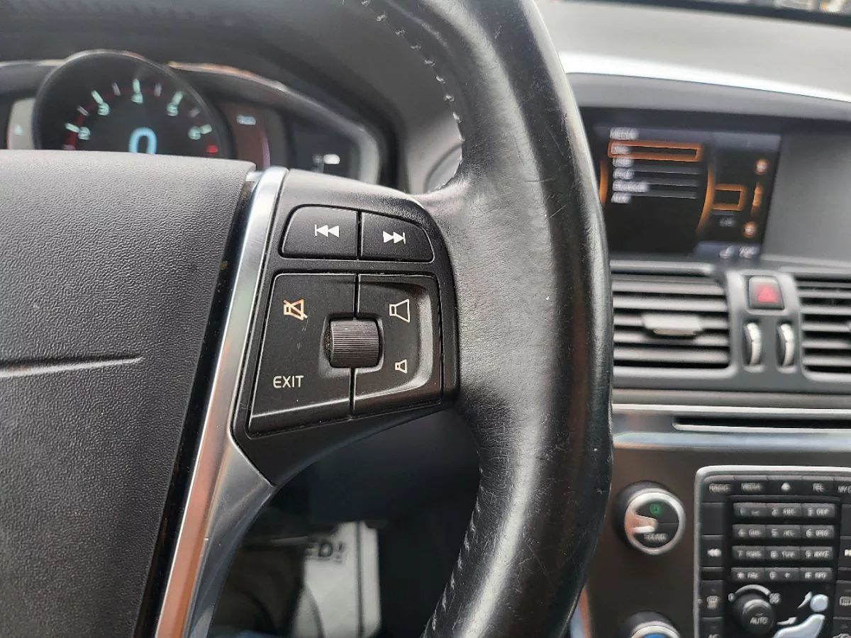 2015 Volvo XC60 Premier Plus - Photo 18