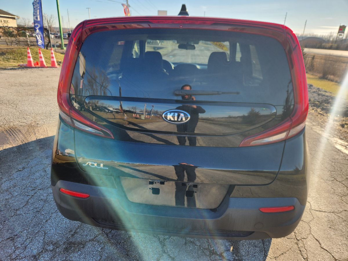 2021 Kia Soul LX - Photo 7