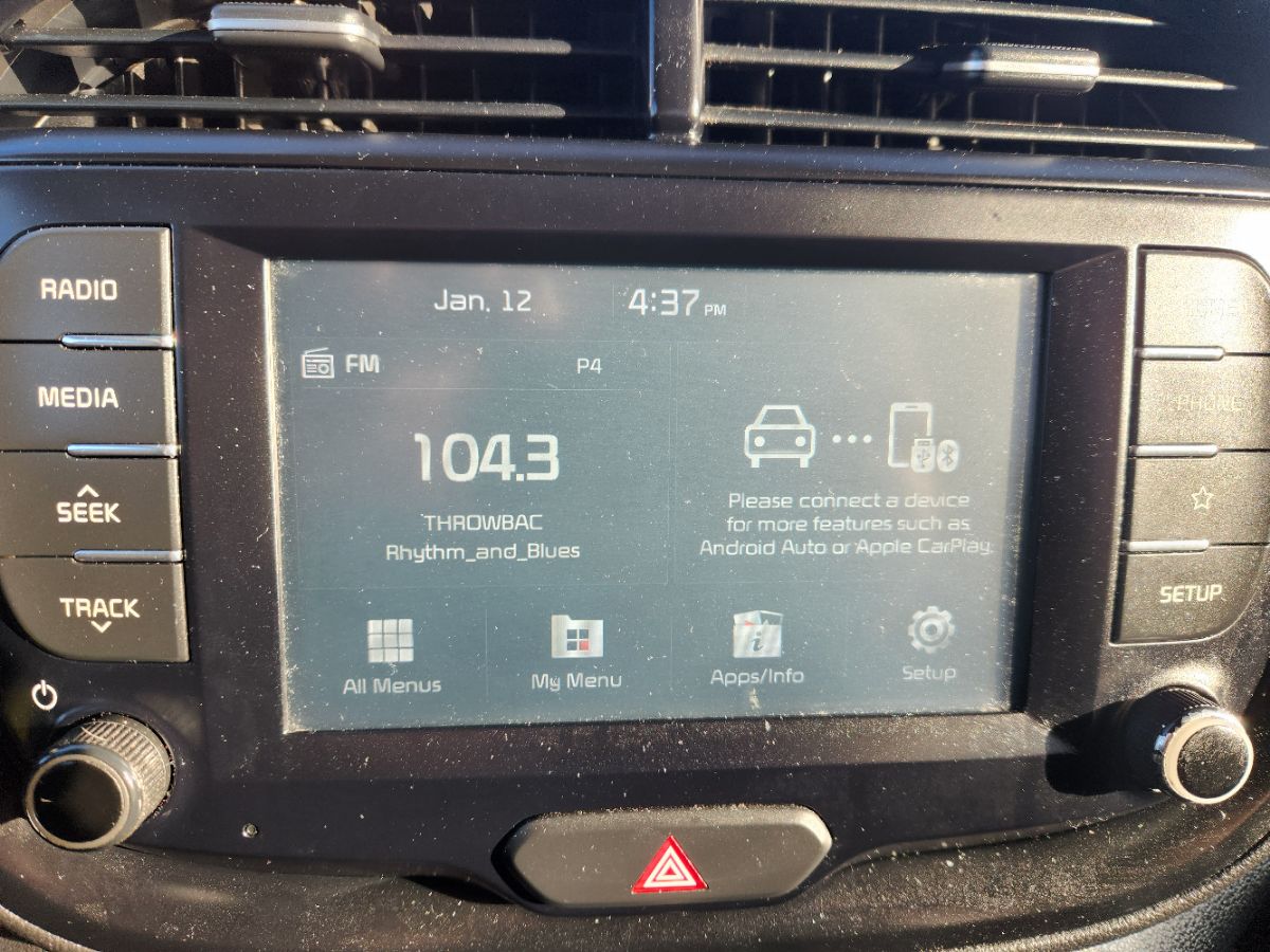 2021 Kia Soul LX - Photo 15