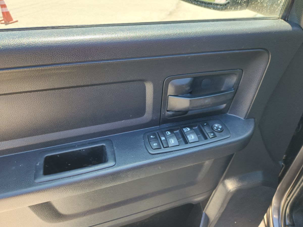 2015 RAM Ram 1500 Pickup Express - Photo 12