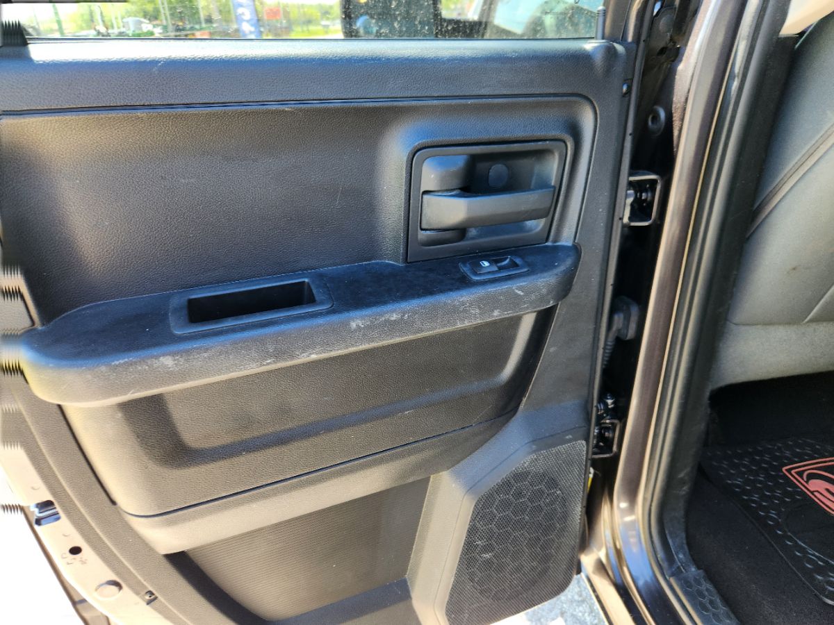 2015 RAM Ram 1500 Pickup Express - Photo 24