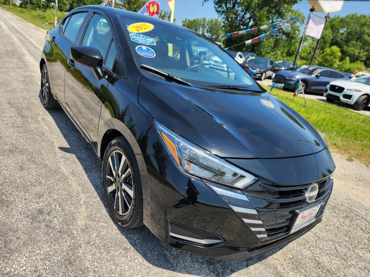 2025 Nissan Versa Sedan SV - Photo 2