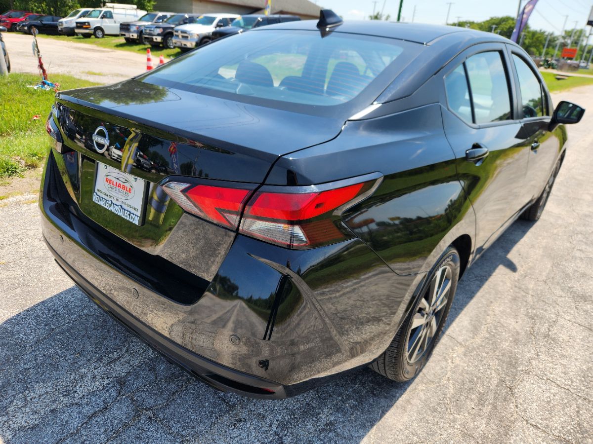 2025 Nissan Versa Sedan SV - Photo 8
