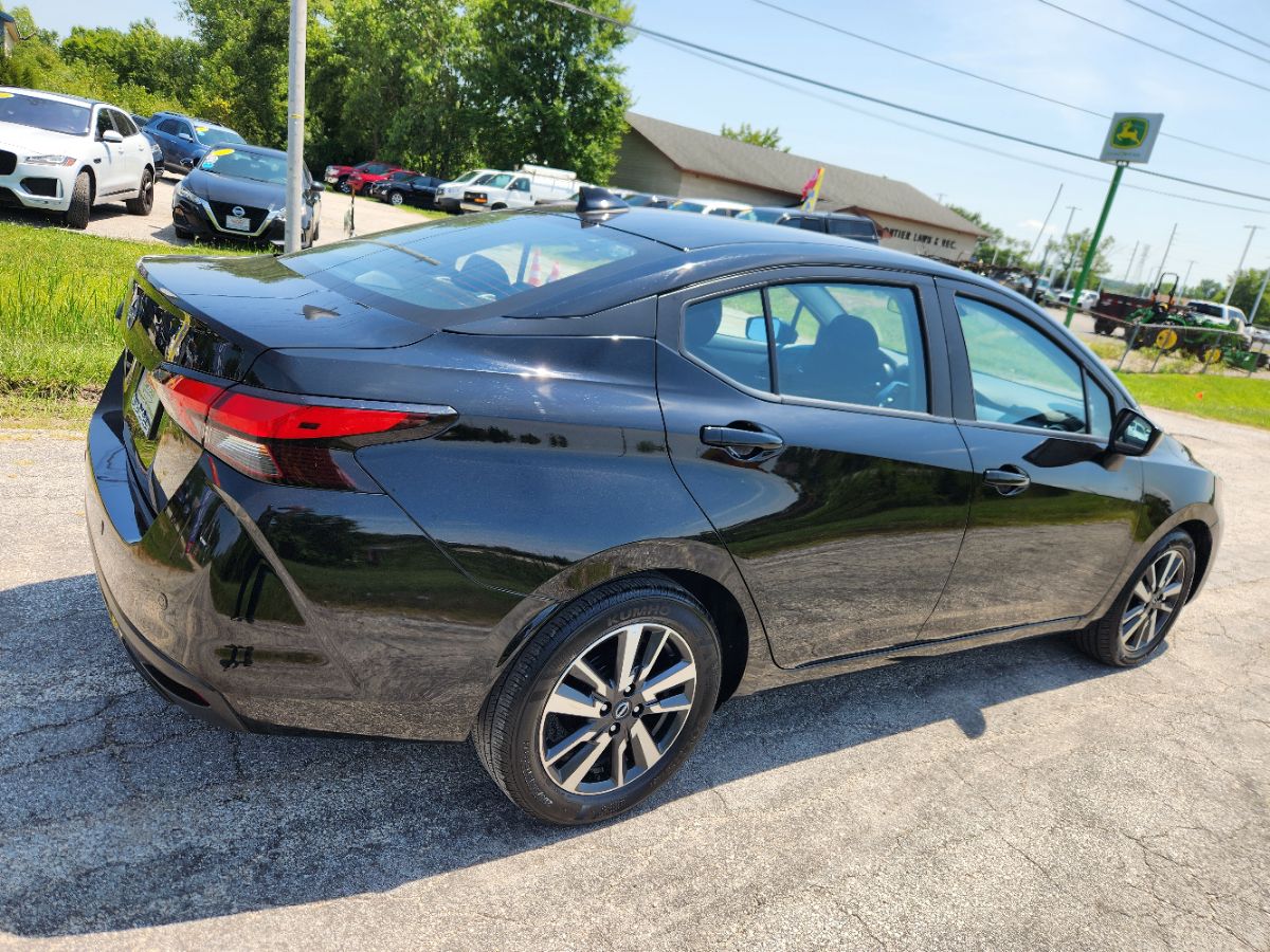 2025 Nissan Versa Sedan SV - Photo 9