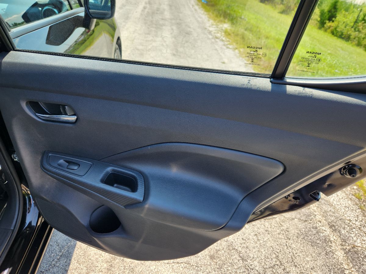 2025 Nissan Versa Sedan SV - Photo 26