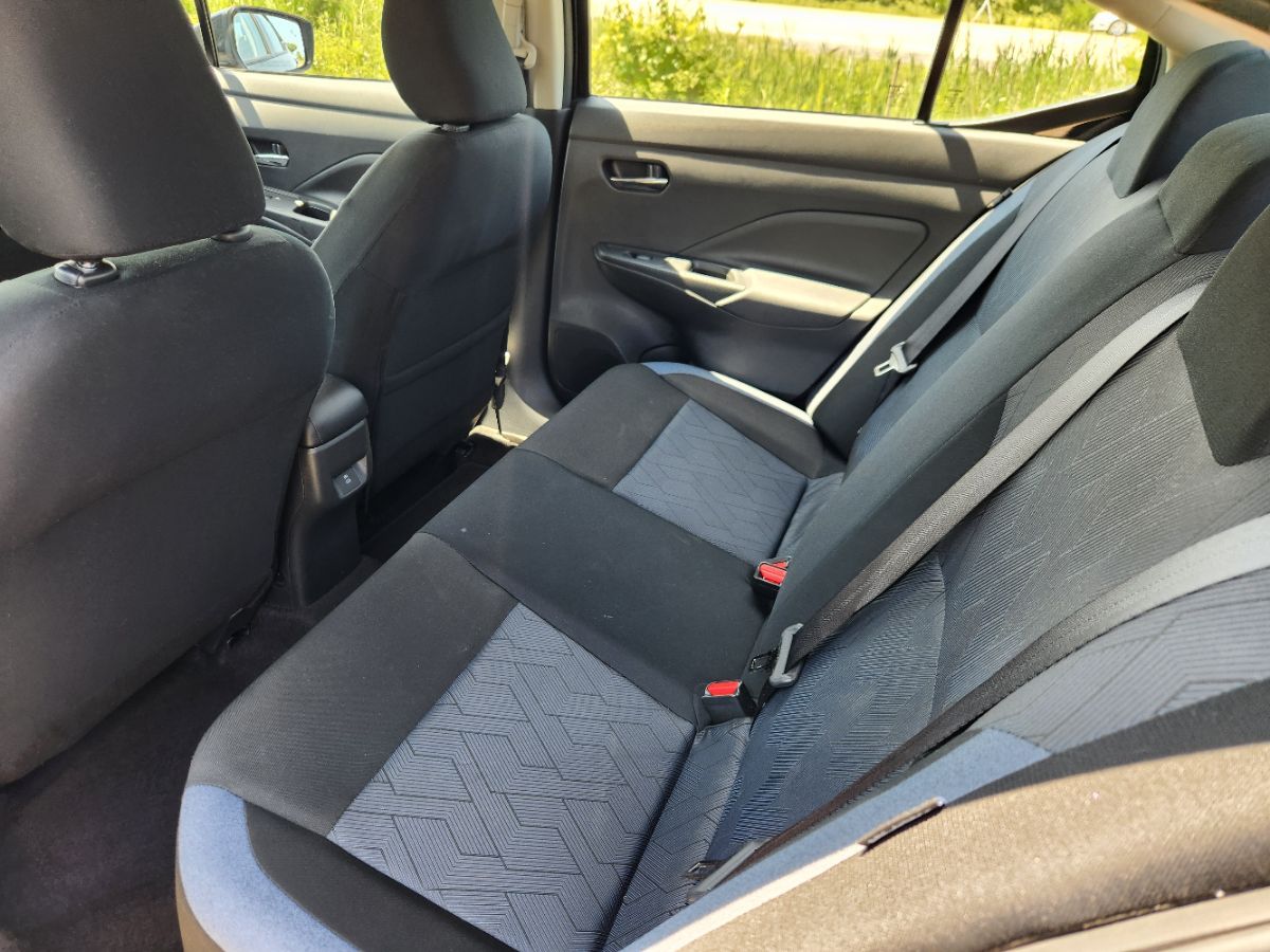 2025 Nissan Versa Sedan SV - Photo 29