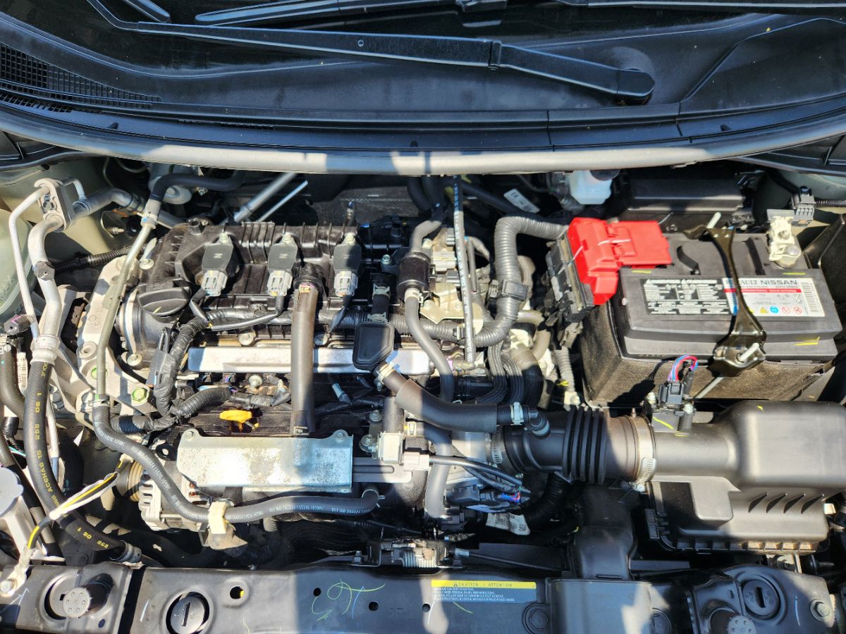 2025 Nissan Versa Sedan SV - Photo 30