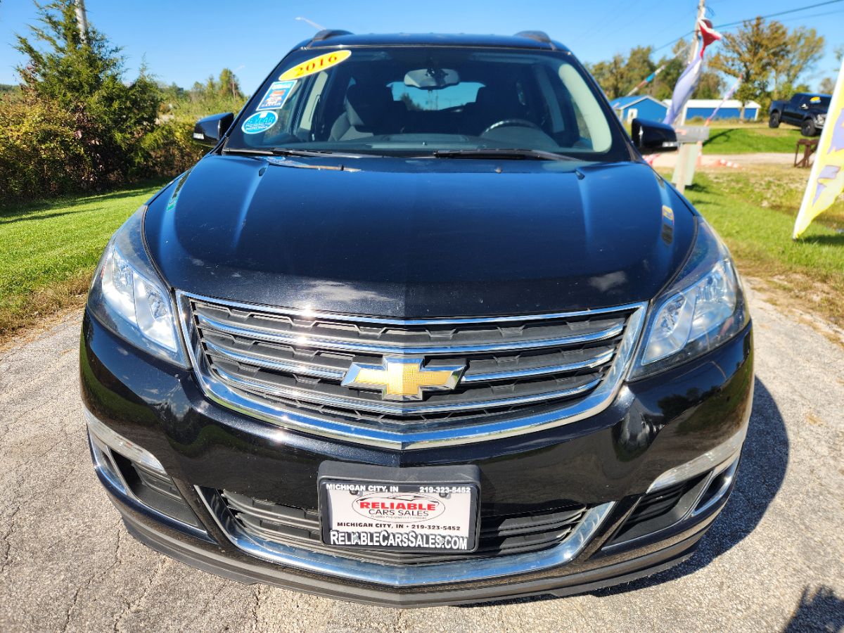 Photo 3 of this Chevrolet Traverse