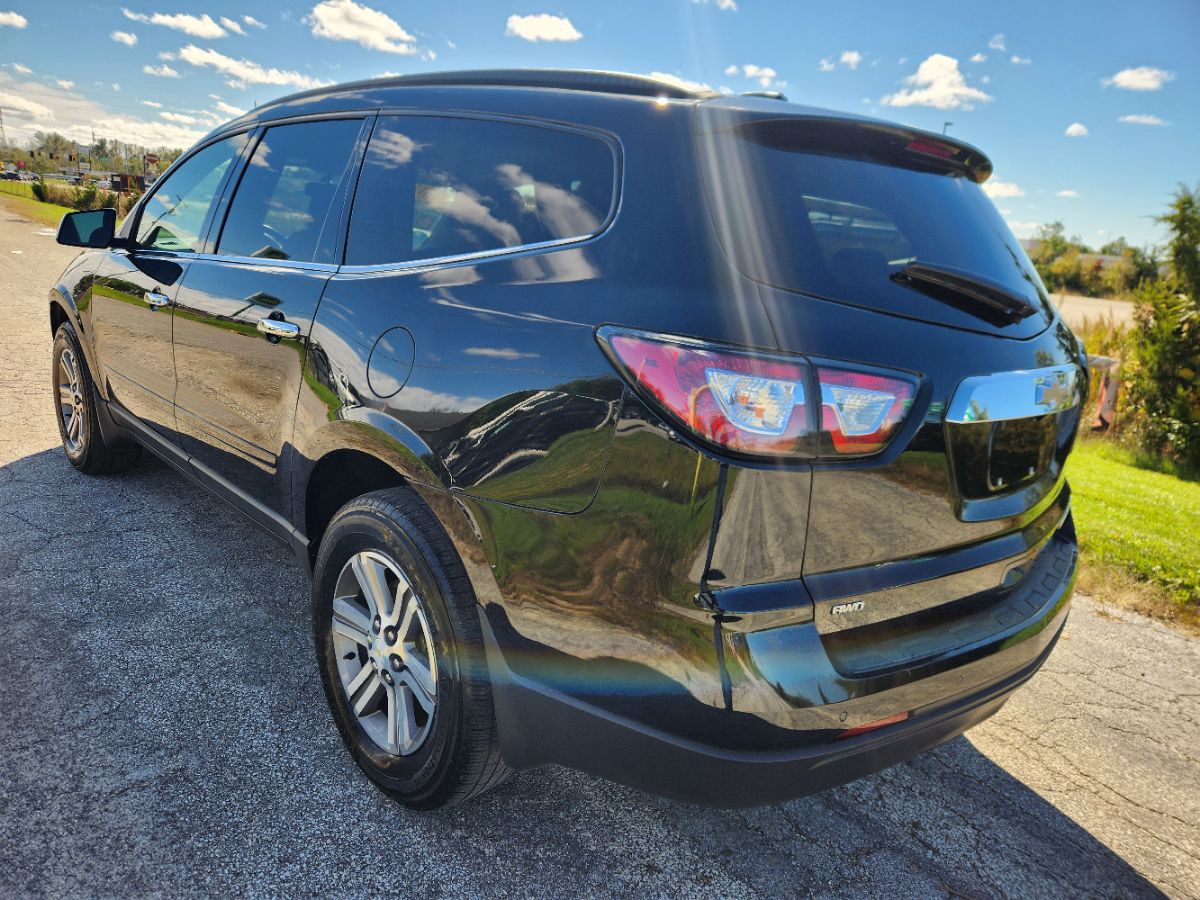 Photo 6 of this Chevrolet Traverse