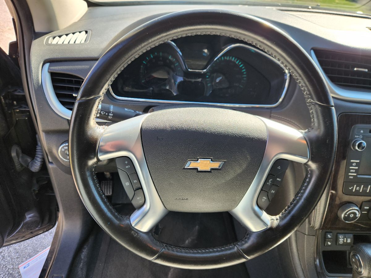 Photo 10 of this Chevrolet Traverse