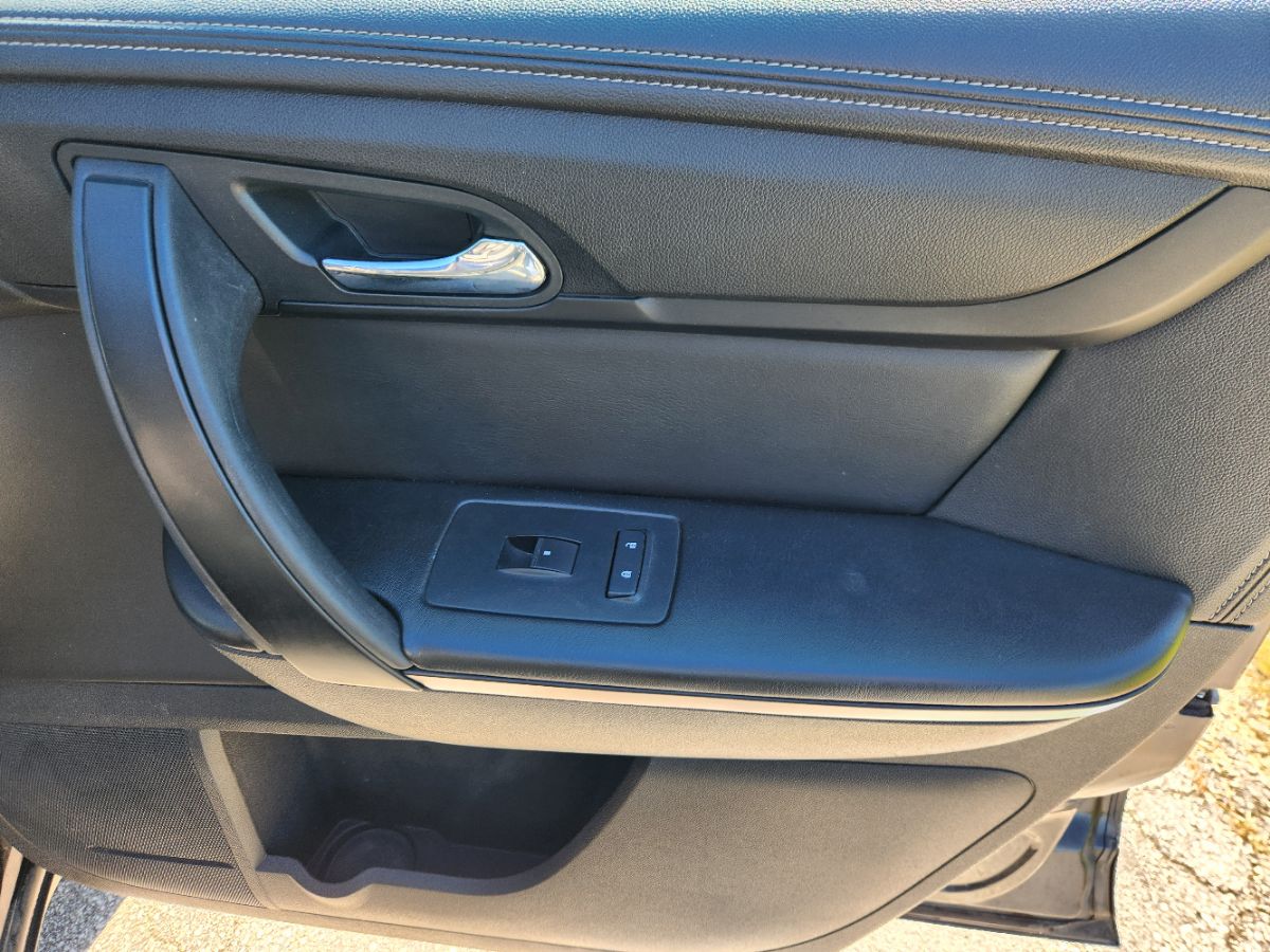 Photo 20 of this Chevrolet Traverse