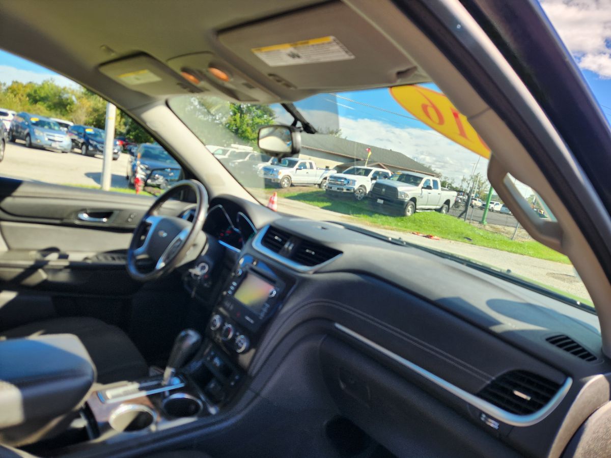 Photo 21 of this Chevrolet Traverse
