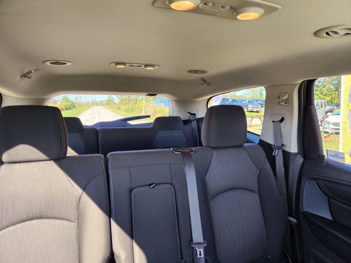 Photo 23 of this Chevrolet Traverse