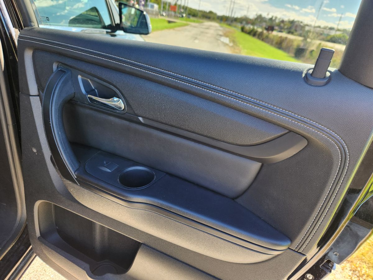 Photo 24 of this Chevrolet Traverse