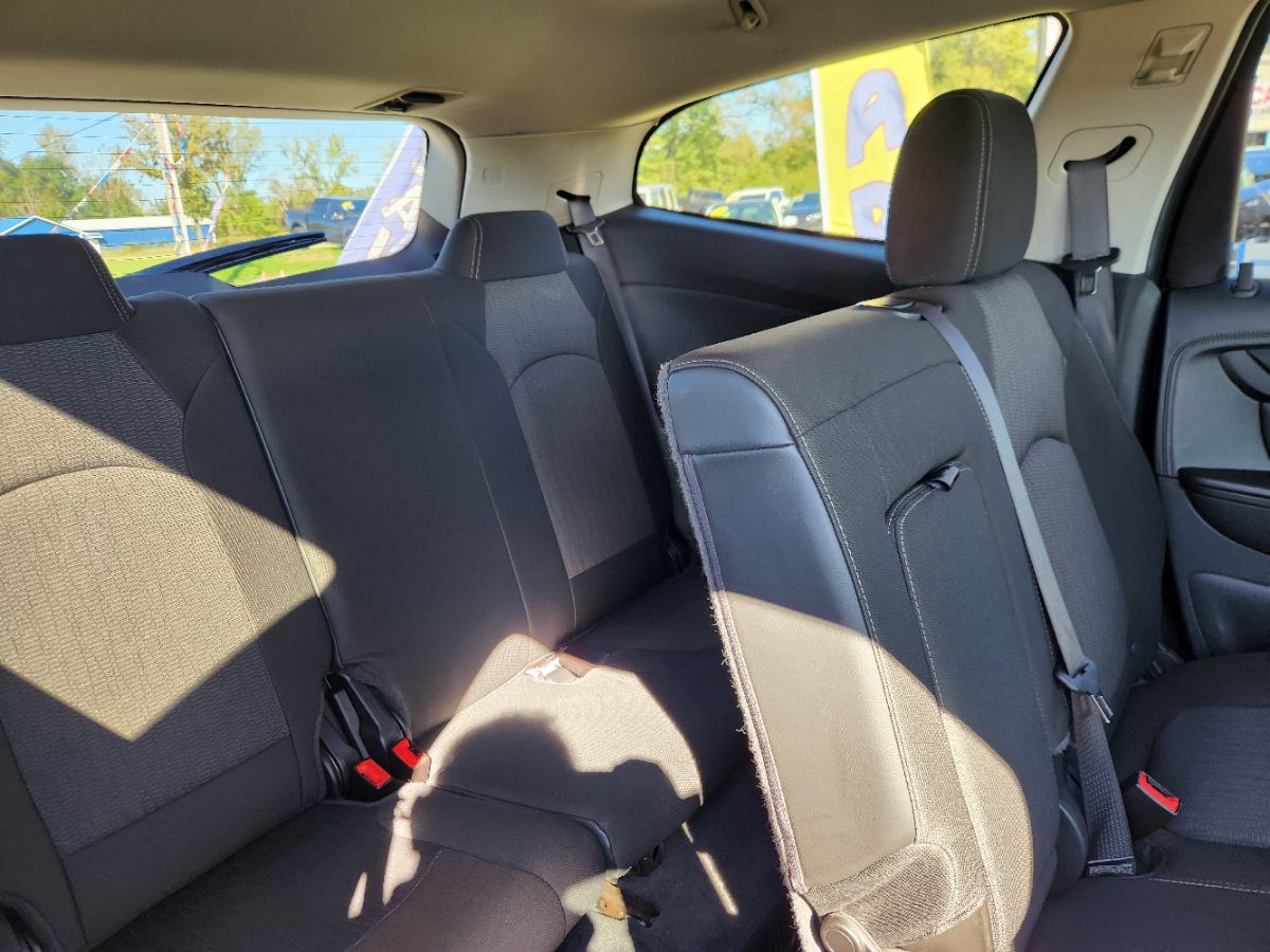 Photo 26 of this Chevrolet Traverse