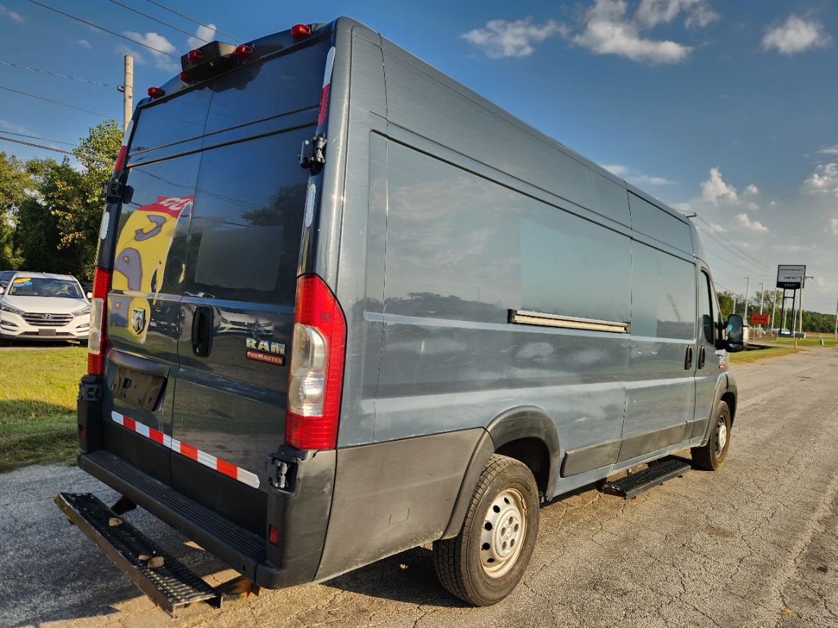 Photo 8 of this Ram ProMaster Cargo Van
