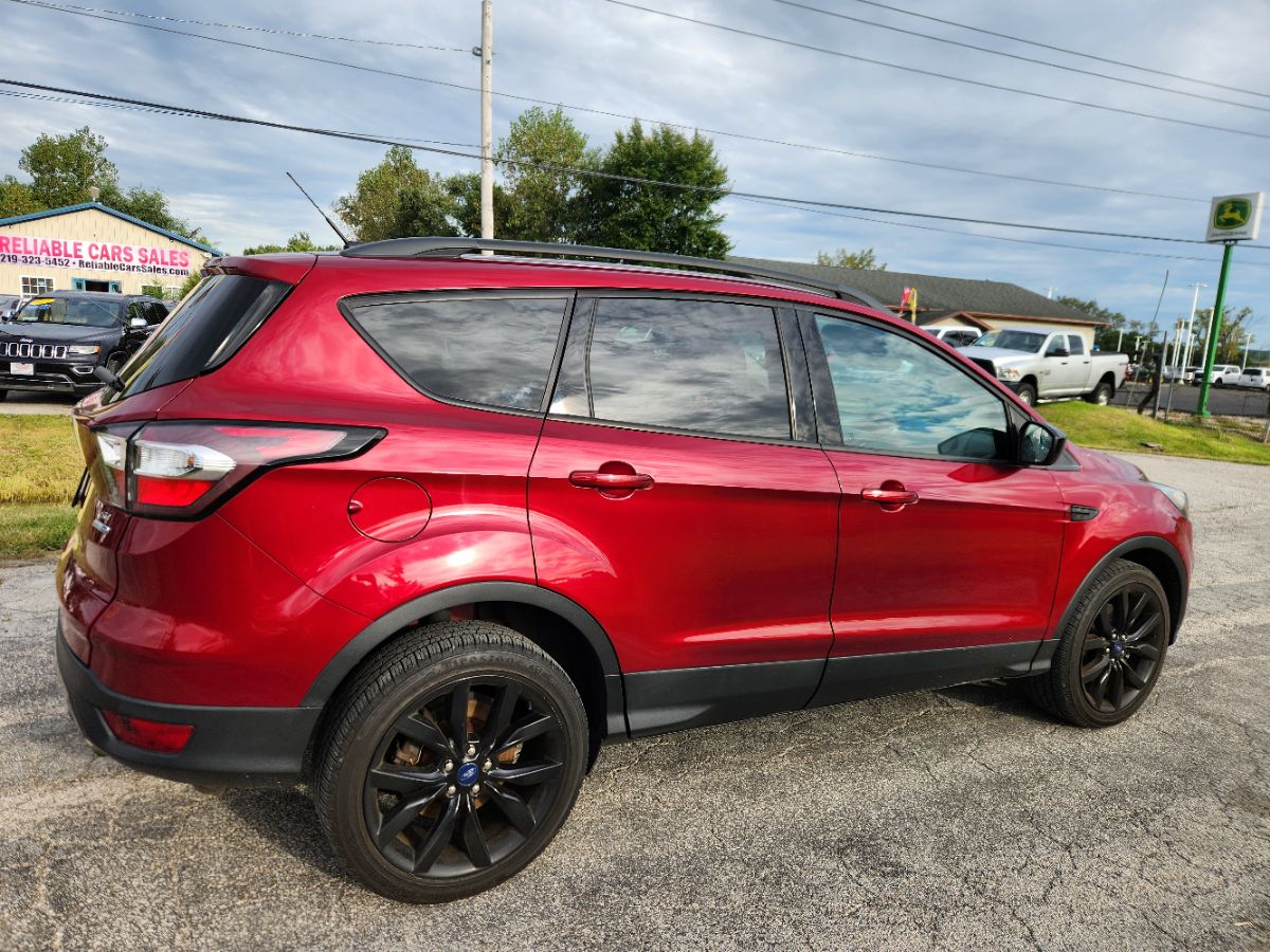 Photo 9 of this Ford Escape