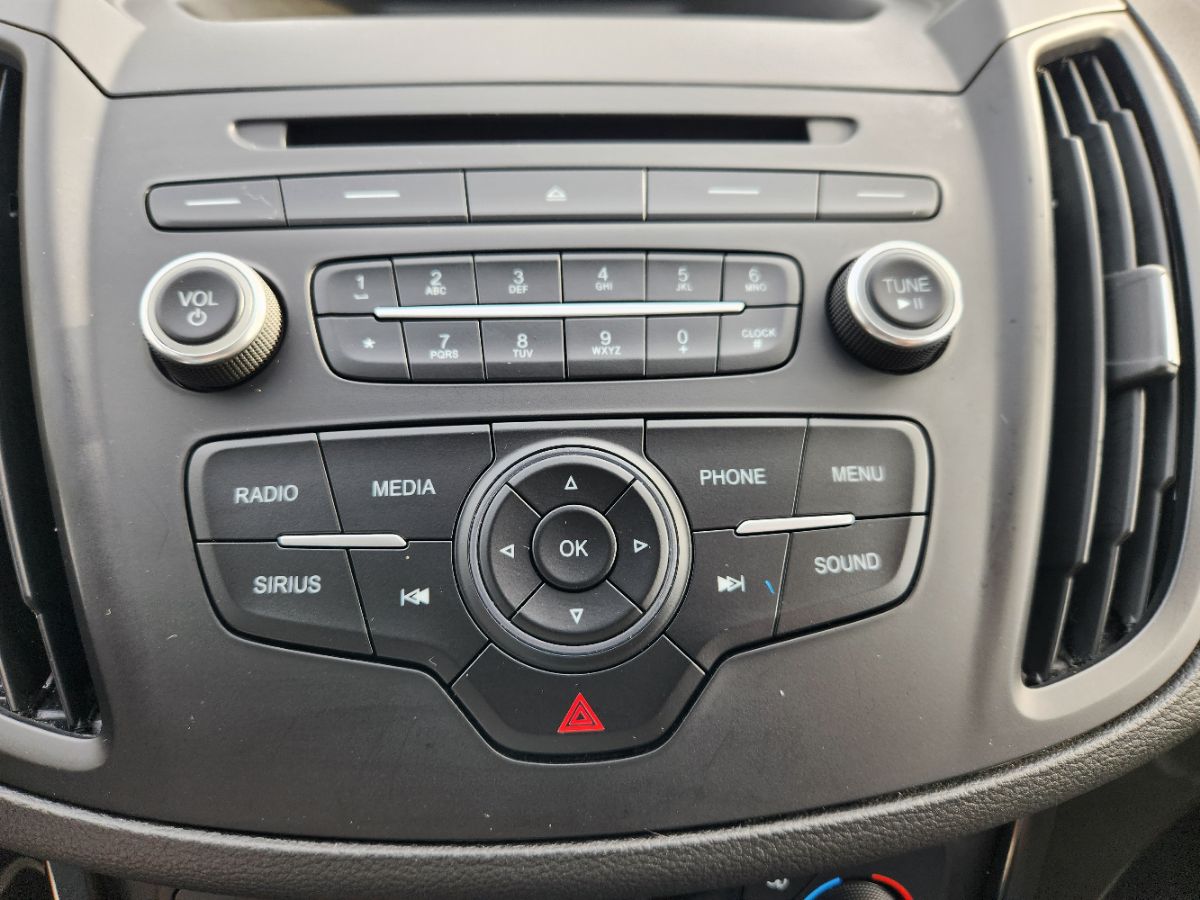 Photo 19 of this Ford Escape